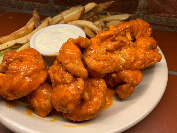 Order Buffalo Chicken Finger Platter food online from Rafferty's Restaurant & Bar store, Cordova on bringmethat.com