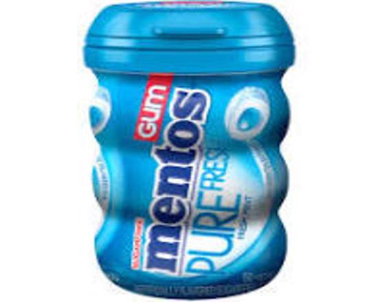 Order Mentos Mint (50 ct) food online from Gilligan Retail store, Prescott on bringmethat.com