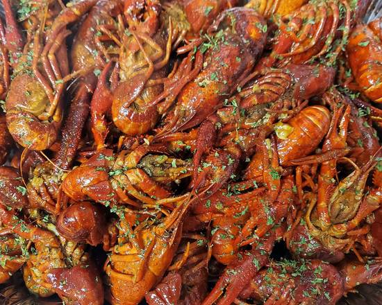 Order Crawfish (1 lb) food online from Q Seafood store, Loganville on bringmethat.com