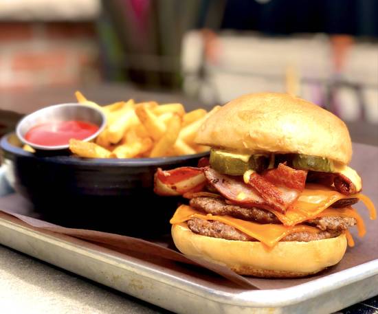 HULK SMASH! Burger