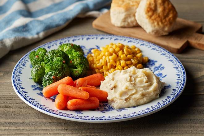Order Country Vegetable Plate food online from Cracker Barrel Old Country Store store, Somerset on bringmethat.com