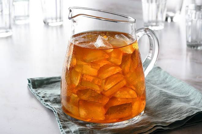 Order Freshly Brewed Unsweetened Iced Tea (Half Gallon) food online from Cracker Barrel Old Country Store store, Somerset on bringmethat.com