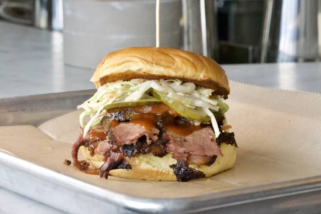 Order Sliced Smoked Brisket Sandwich food online from Batesys BBQ store, Arverne on bringmethat.com