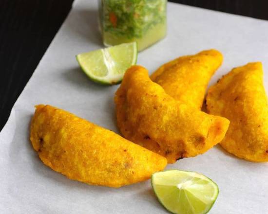 Order Empanadas Cheese (3 pcs) food online from Billiards Lucky 77 store, Norcross on bringmethat.com