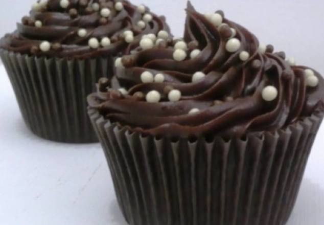 Order Chocolate Brigadeiro food online from Raffa’s Cupcakes store, Miami on bringmethat.com