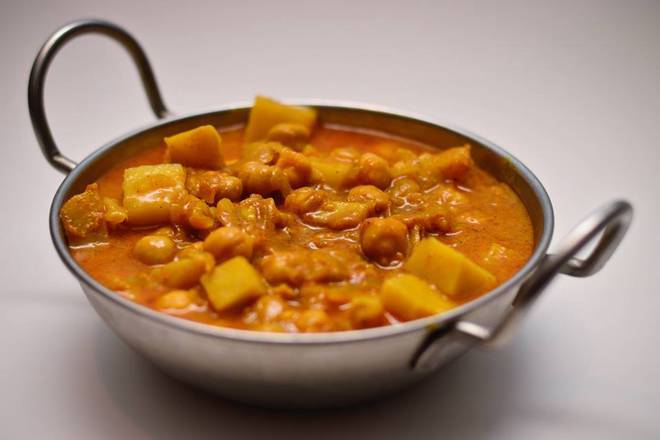 Order Aloo Cholay food online from Ahmed Indian Grill And Restaurant store, Orlando on bringmethat.com