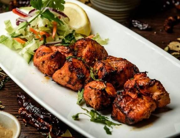 Order Chicken Tikka food online from Tikka Island store, San Antonio on bringmethat.com