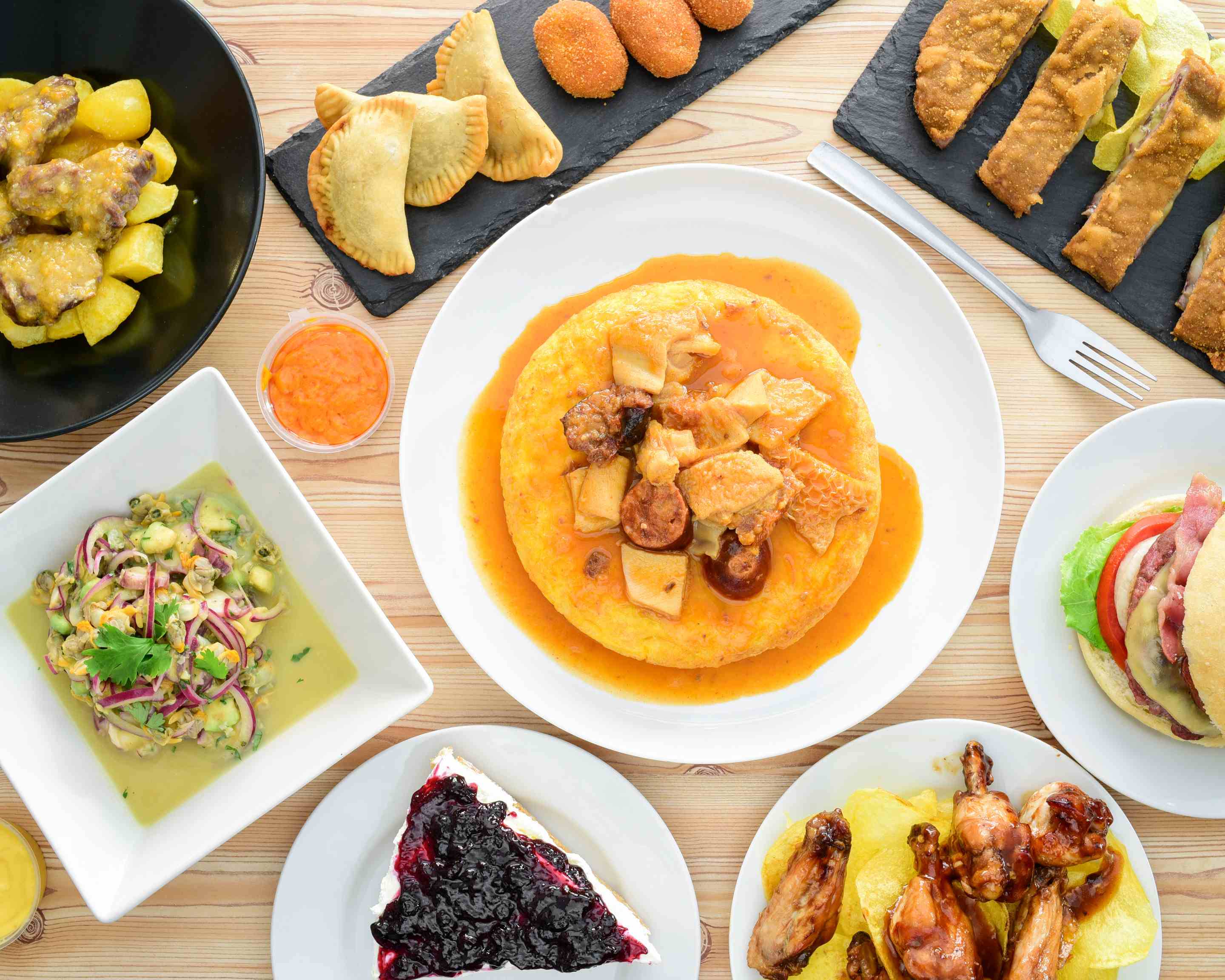 La Pequeñita A Domicilio (Sanchinarro)a Domicilio en Madrid Menú y