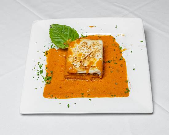 Order Lasagna Bella Luna food online from Trattoria Luna store, Miami on bringmethat.com