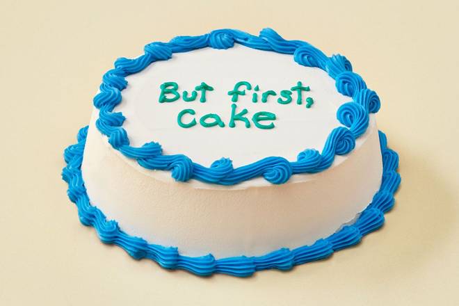 Order Round Ice Cream Celebration Cake food online from Carvel store, Yonkers on bringmethat.com