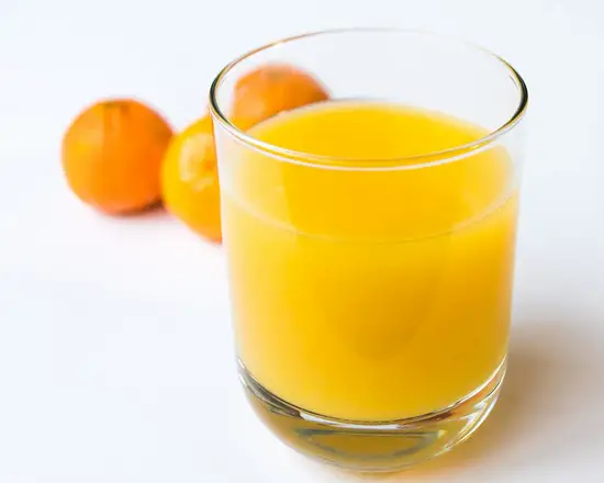 Order Orange Juice food online from Dale Arepa Bar & Healthy Bistro store, Miami on bringmethat.com