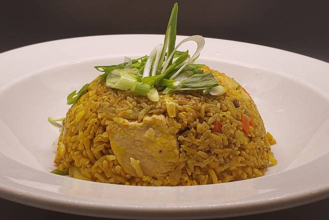 Order Yellow Curry Fried Rice food online from Siam Rice store, Miami on bringmethat.com