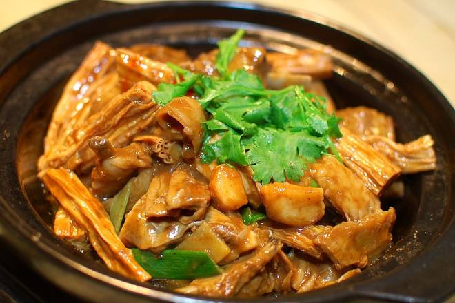 Order Braised Lamb in Clay Pot food online from Asian Pearl store, Sacramento on bringmethat.com