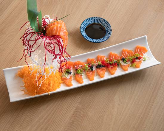 Order Zesty Salmon with Tangy Sauce food online from Las Vegas Sushi store, Fort Lee on bringmethat.com