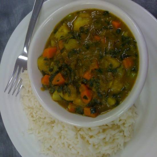 Order Veggie Chicken Stew  food online from Funmi Cafe store, Louisville on bringmethat.com