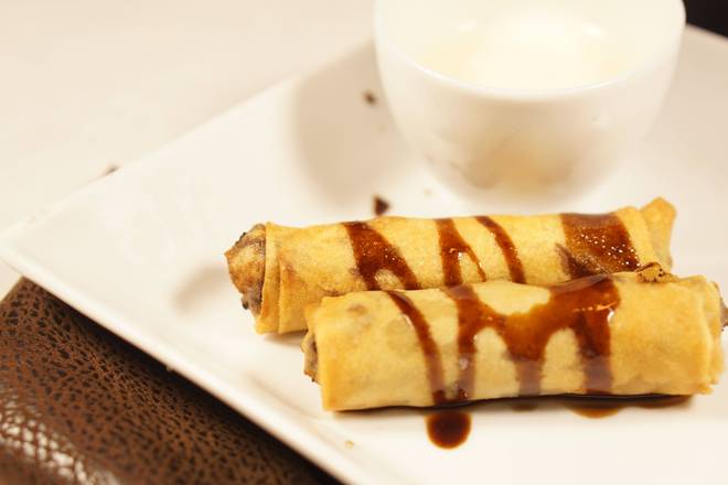 Order Chocolate Spring Rolls (2 pcs) food online from Inchin Bamboo Garden store, Nashville on bringmethat.com