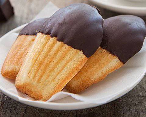 Order Madeline Butter Cakes Dipped in Chocolate - 1 Dozen food online from Lb Cake Stop store, Baldwin Park on bringmethat.com