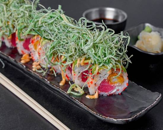 Order Jungle Roll (10 PIECES) food online from Sushiato store, Miami on bringmethat.com