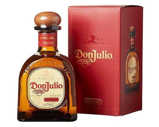 Order Don Julio Reposado, 750mL tequila (40.0% ABV) food online from Golden Ox Liquors store, Saint Augustine on bringmethat.com