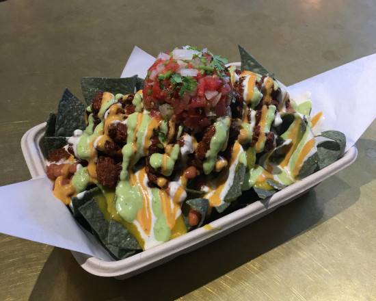 Order Loaded Nachos food online from Amo Nakatl Asada store, Temecula on bringmethat.com