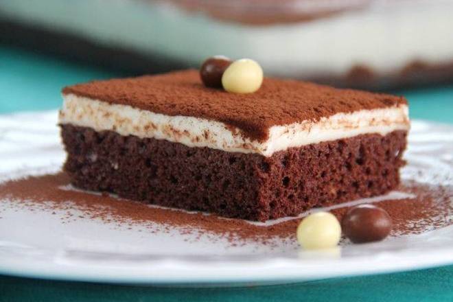 Order Tiramisu  food online from Breakfast To Door store, Mamaroneck on bringmethat.com