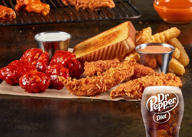 Order Buffalo Boneless Wings & Things food online from Zaxby store, Bowling Green on bringmethat.com