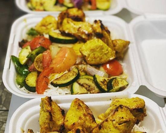 Order Chicken Kabob food online from Mo Gyro & Kabob store, Buford on bringmethat.com