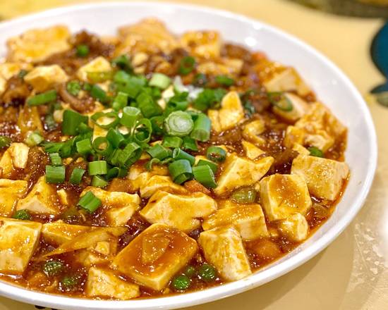 Order P5. Ma Po Tofu food online from Din Ho Chinese BBQ store, Austin on bringmethat.com