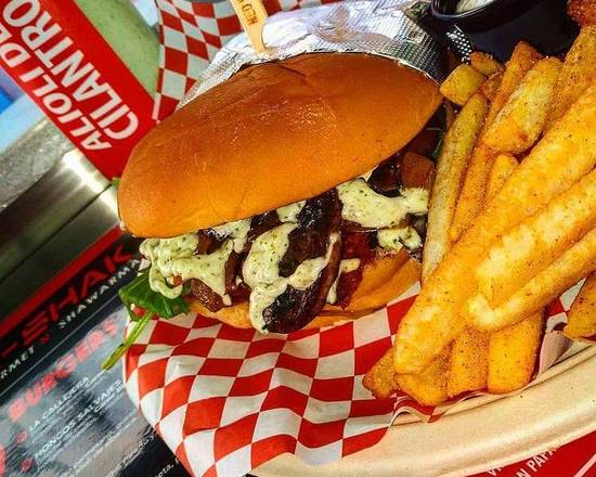 Order Wild Mushrooms Burger ((HALAL))(Hongos Salvajes Hamburguesa) food online from Shik store, Miami on bringmethat.com