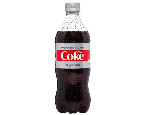 Order Diet Coke 20oz  food online from Fresko Market store, Miami on bringmethat.com