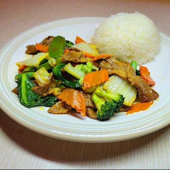 Order GD14. Pork with Mixed Vegetables food online from Saigon Noodle & Grill store, Orlando on bringmethat.com