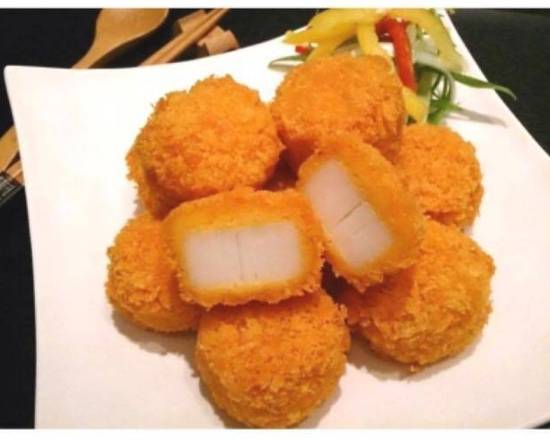 Order 10. Fried Scallops (10 pcs) 炸干贝（10） food online from Great Wall Chinese Restaurant store, Haysville on bringmethat.com
