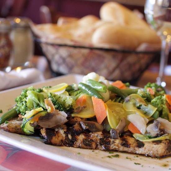 Order Chicken Primavera food online from La Piazza store, Merrick on bringmethat.com