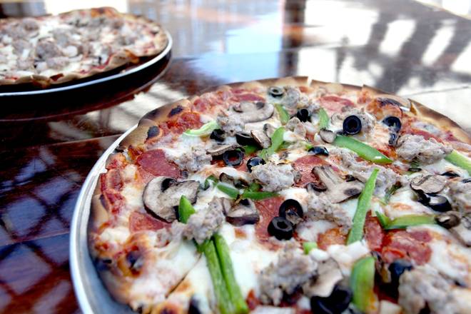 Order Pizza Man Special food online from Pizza Man store, Milwaukee on bringmethat.com
