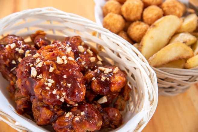 韓国チキン カンチキ 近鉄奈良駅前店の出前 宅配 テイクアウトメニュー ウーバーイーツ