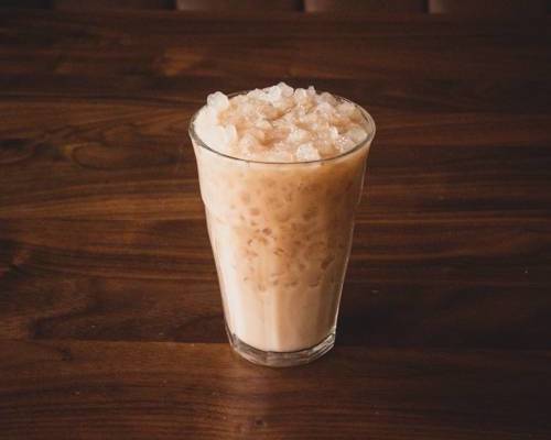Order Iced Chai Latte food online from Santa Barbara Roasting store, Santa Barbara on bringmethat.com