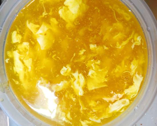 Order Egg Drop Soup food online from New Golden House store, Philadelphia on bringmethat.com
