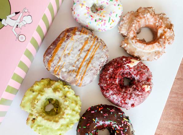Order 1/2 Dozen Assorted Dealer's Choice food online from Stan Donuts & Coffee store, Oak Brook on bringmethat.com