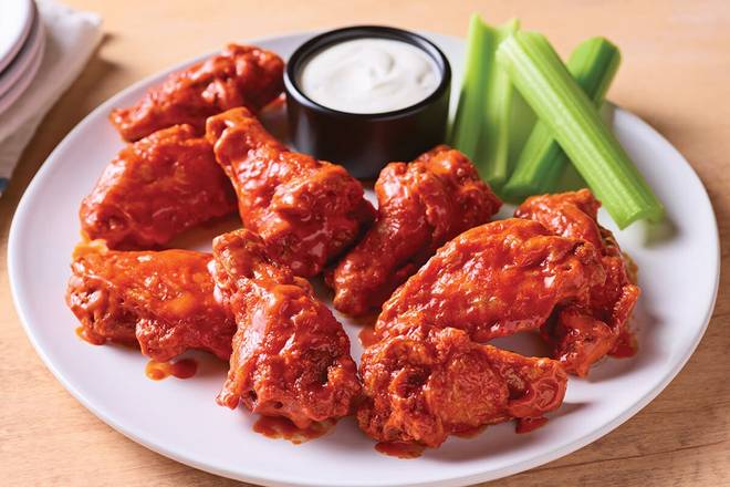 Order Double Crunch Bone-in Wings food online from Applebee store, El Cajon on bringmethat.com