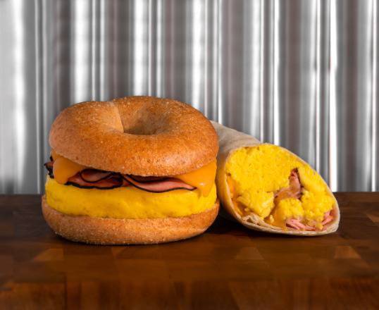 Order Ham, Egg and Cheese food online from Yum Yum Donuts store, Madera on bringmethat.com