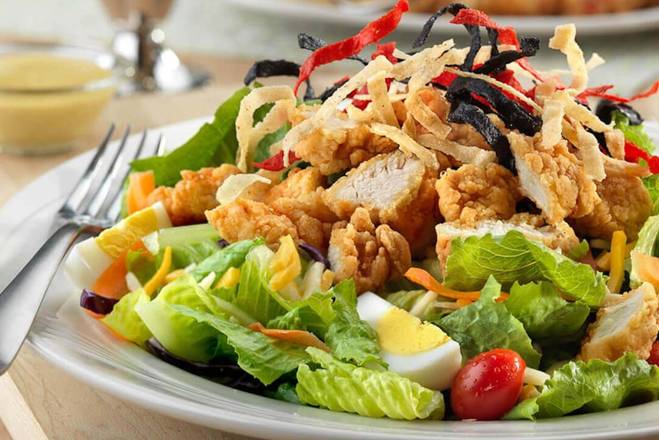 Order Crispy Chicken Cobb Salad food online from Yumze Food store, Far Rockaway on bringmethat.com