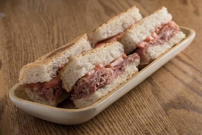 Order Prosciutto Sandwich food online from Latin Cafe 2000 store, Miami on bringmethat.com