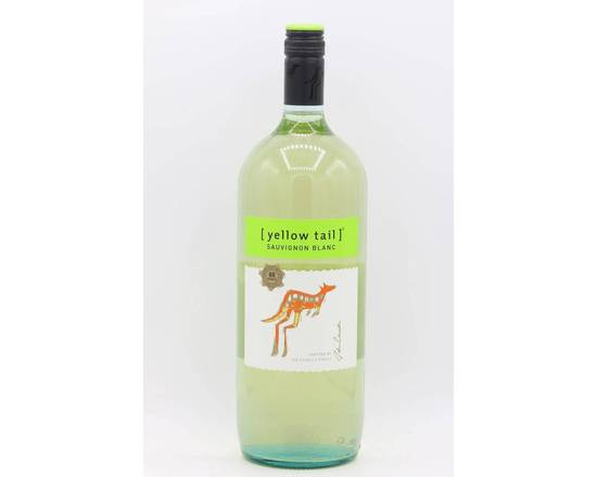 Order Yellow Tail Sauvignon Blanc, 750mL wine (11.50% ABV) food online from Fresko Market store, Miami on bringmethat.com