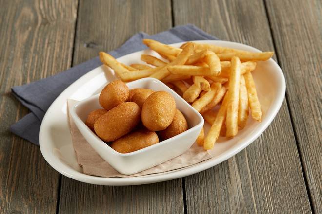 Order Mini Corn Dogs food online from BJ's Restaurant & Brewhouse store, Gainesville on bringmethat.com