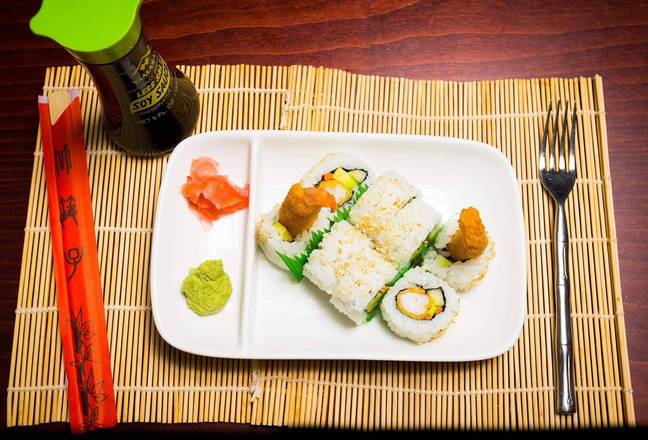 Order Shrimp Tempura Sushi Roll food online from Oriental House store, Greenville on bringmethat.com