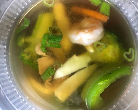 Order House Special Soup food online from New Golden House store, Philadelphia on bringmethat.com
