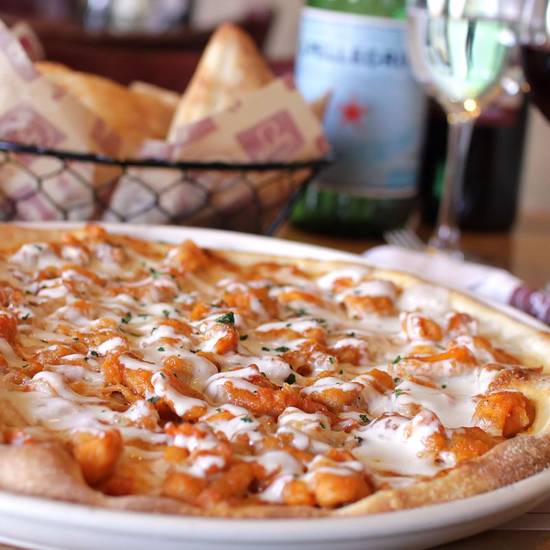 Order BO Buffalo Chix food online from La Piazza store, Merrick on bringmethat.com
