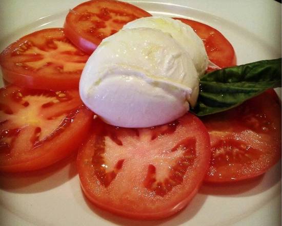 Order Bufala Caprese food online from Sor Tino store, Los Angeles on bringmethat.com
