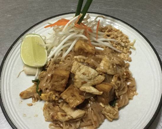Order Pad Thai Noodle food online from Sticky Rice Cafe store, Oakland on bringmethat.com