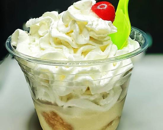 Order Tres leches (homemade) food online from Burger Legend store, Altamonte Springs on bringmethat.com